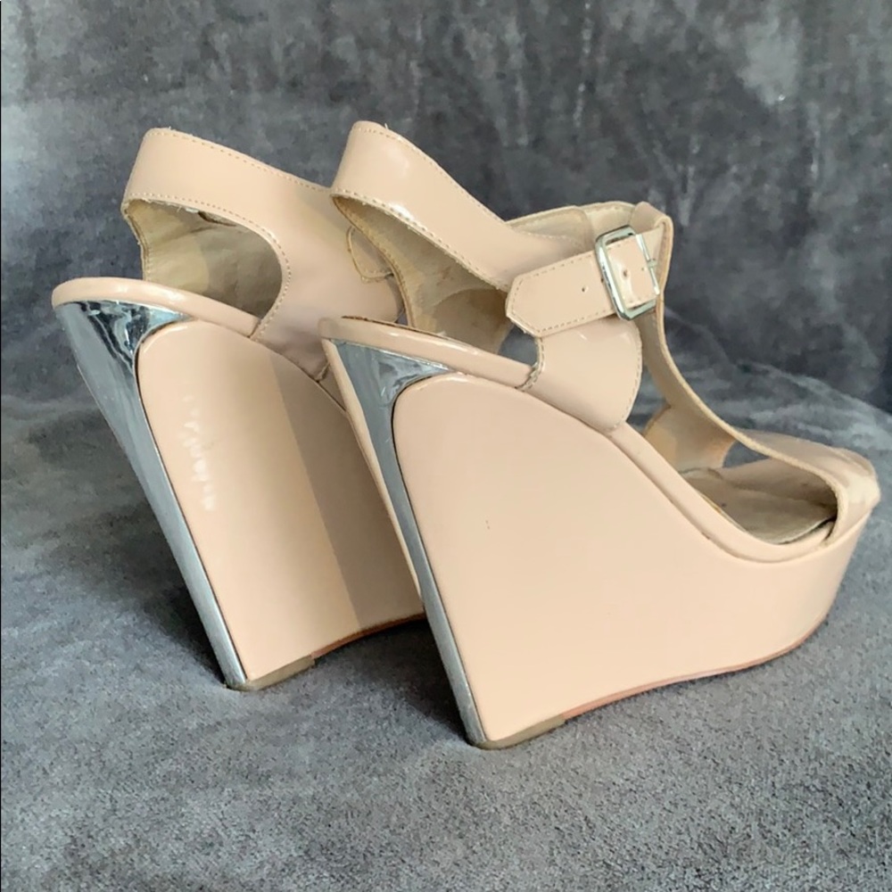 Steve Madden - nude wedges